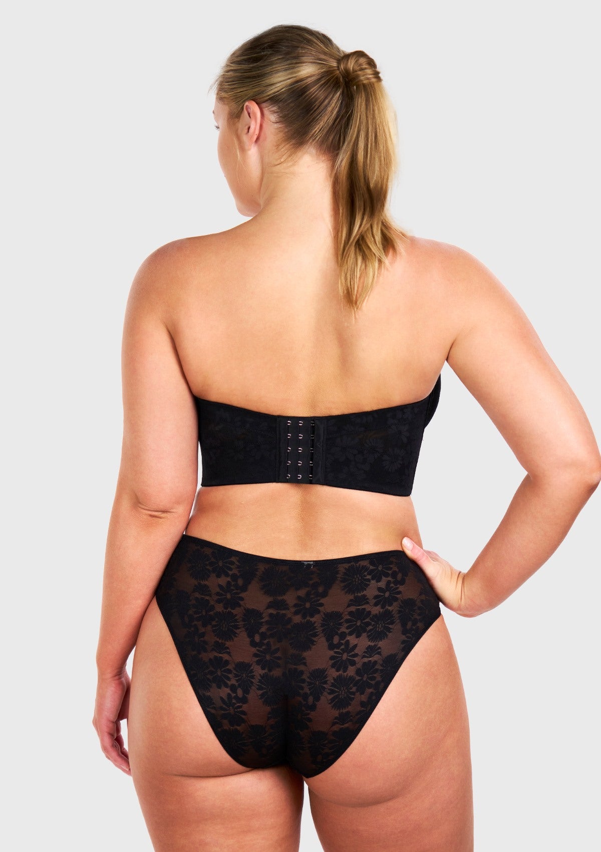 Daisy Smooth Lace Lightly Padded Longline Underwire Strapless Balconette Bra - HSIA
