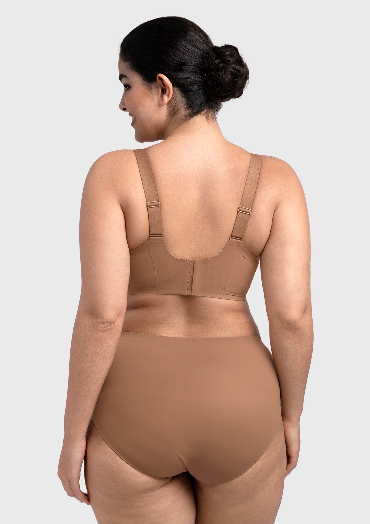 Songful Plus Size Seamless Wireless Supportive Full Coverage Mesh Crossover Bra - HSIA